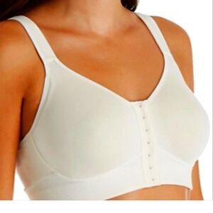 NWT (ABC) signature collection women’s comfortable bra, size 40C